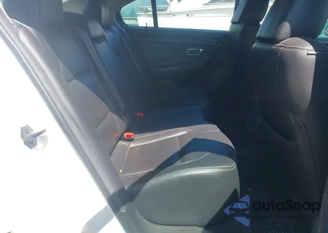 2011 Ford Taurus Limited z USA, uszkodzony, nr VIN 1FAHP2FW2BG172567